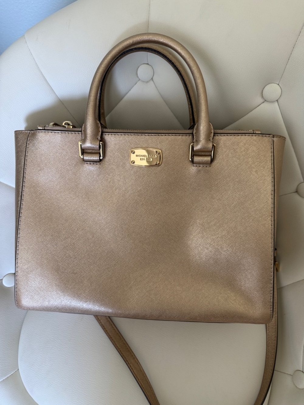 Michael Kors Kellen Metallic Gold Satchel with Gold Hardware - Picture 13 of 16